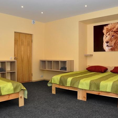 Riga City Center Quiet Apartment With Free Private Parking Extérieur photo